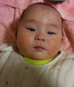 赤ちゃん　哺乳瓶　ミルク　飲まない　いやがる　おっぱい　４ヶ月　５ヶ月　３ヶ月